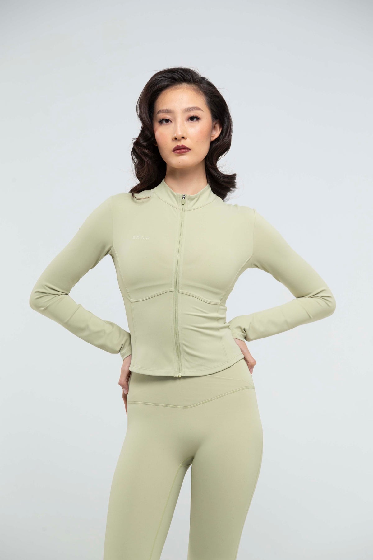 THE SCULPTING JACKET image 5