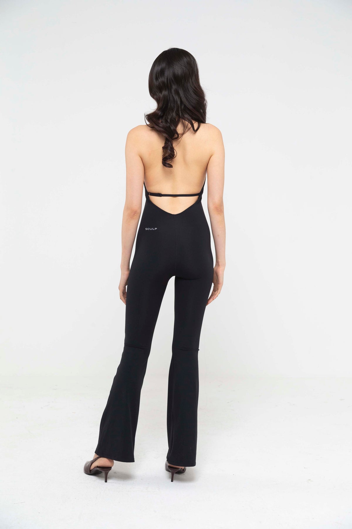 THE SCULPTING BODYSUIT image 5