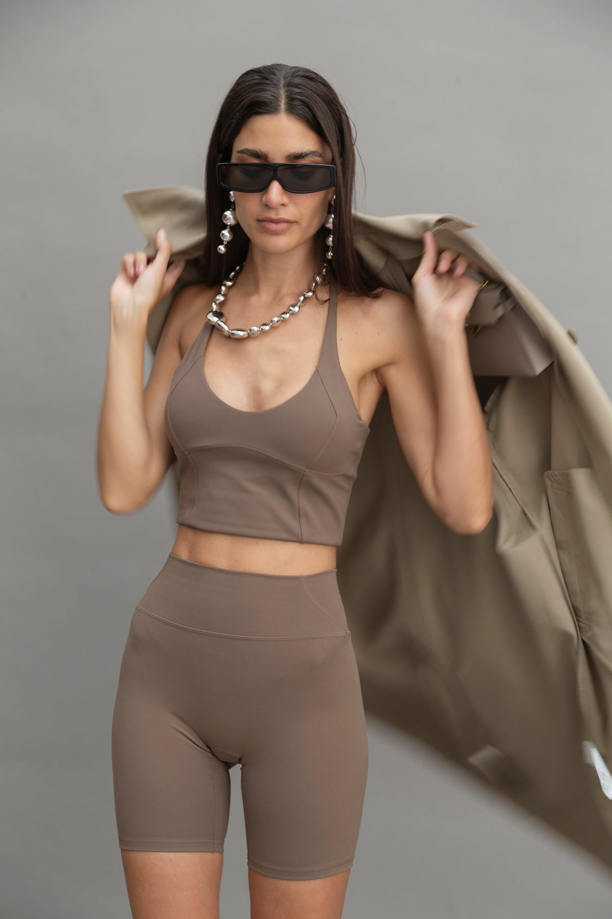 SCULPTING HALTER TOP image 2
