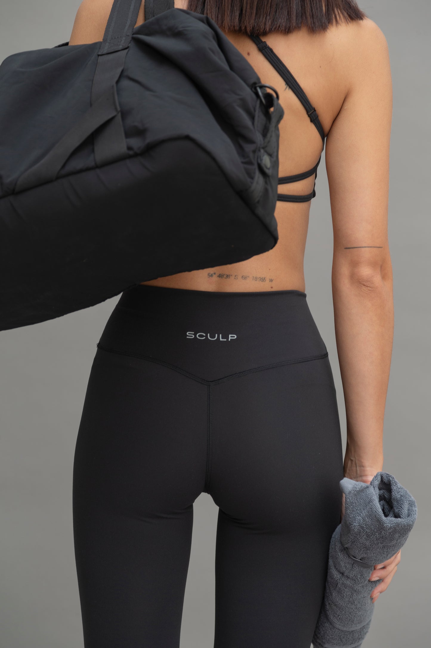 SCULPTING LEGGINGS