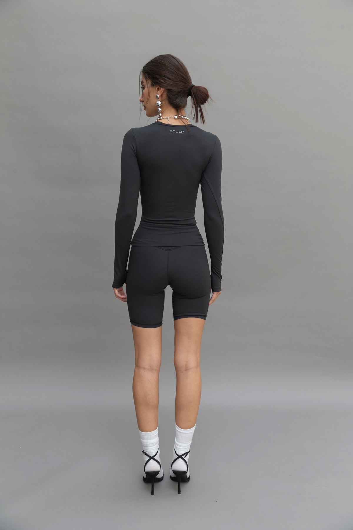 LONG SLEEVE SCULPTING TOP image 3