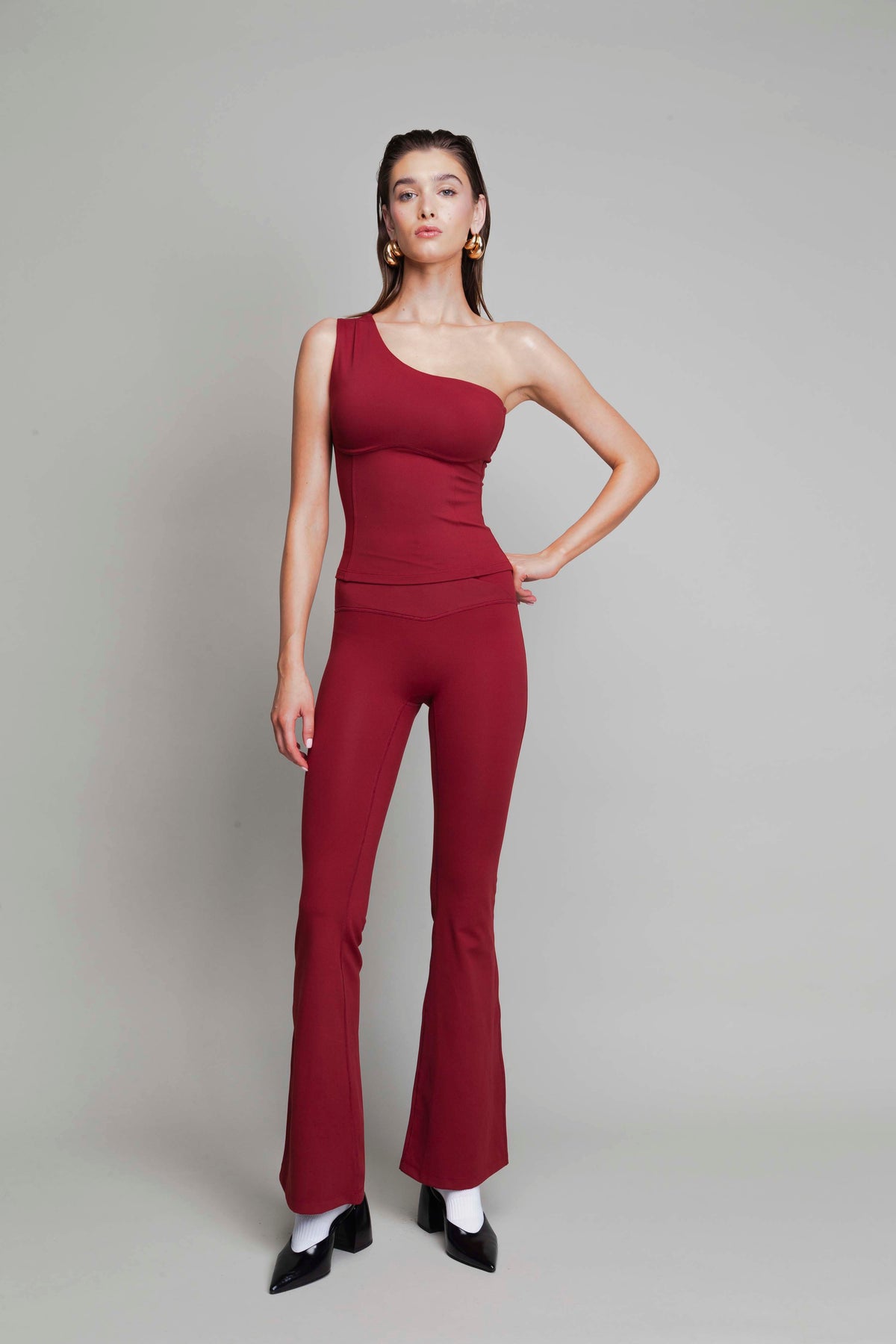 HIGH WAISTED FLARED LEGGINGS image 10