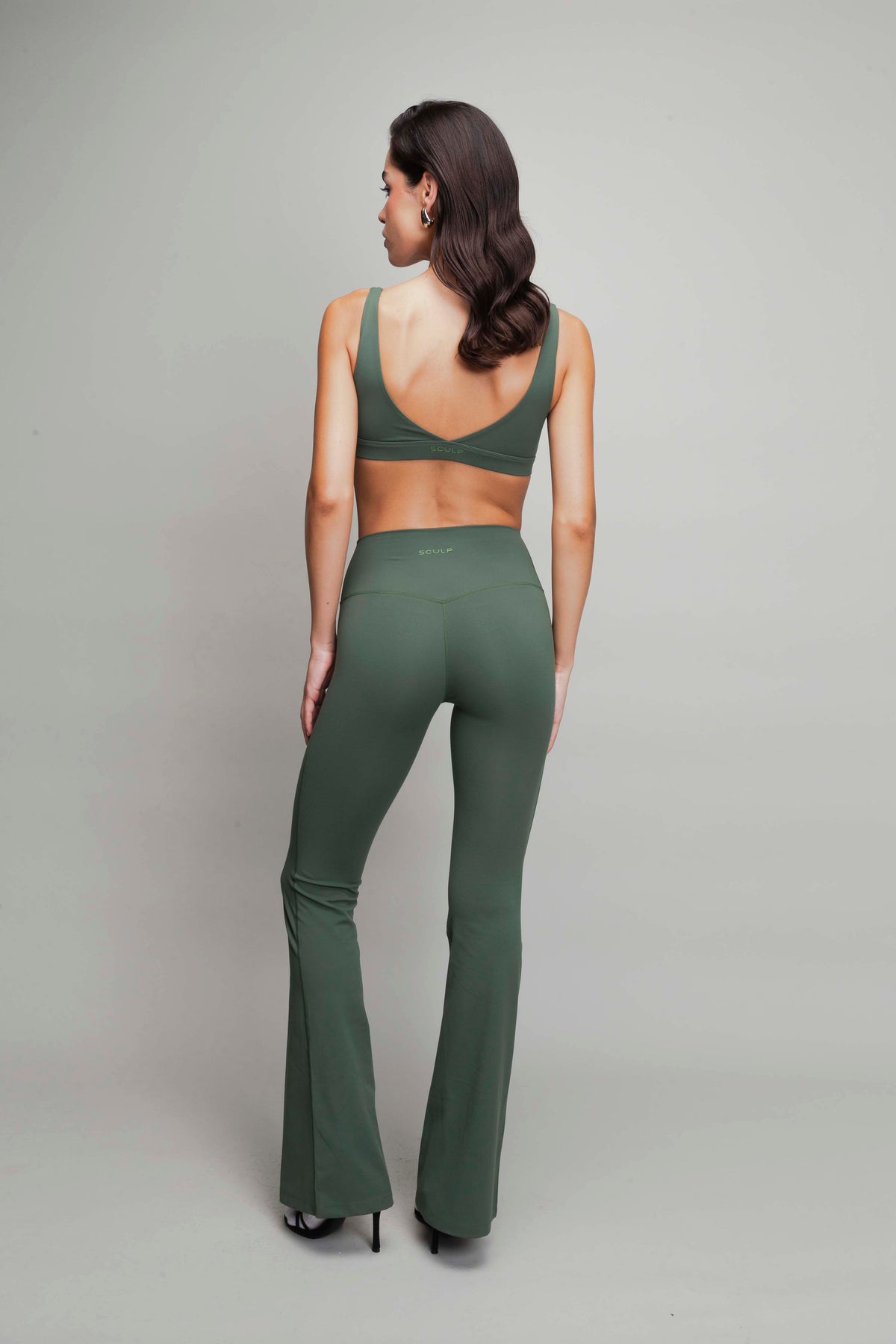 HIGH WAISTED FLARED LEGGINGS image 8