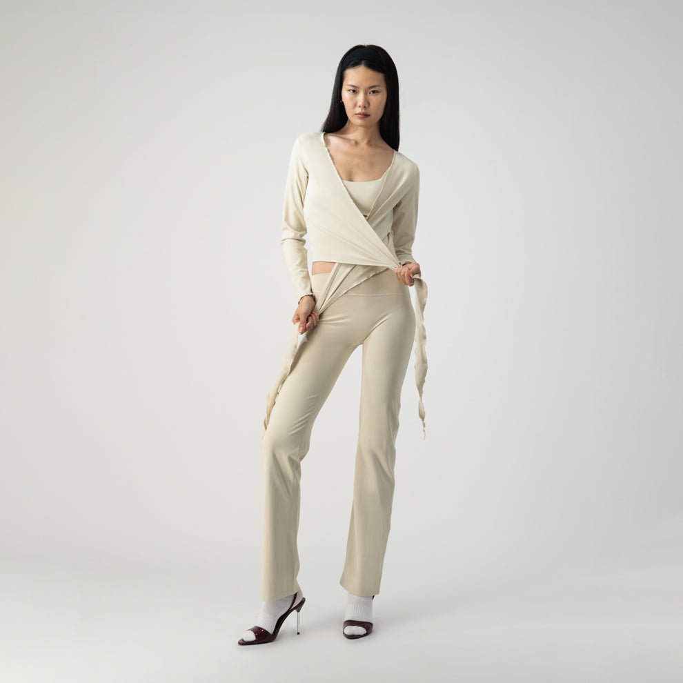 SCULPTING WRAP TOP