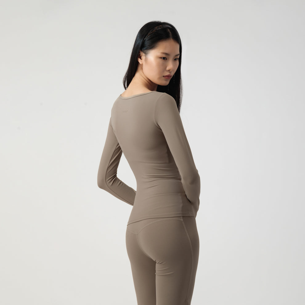 BOAT NECK LONG SLEEVE TOP image 12